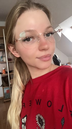 Customer photo review of Aria