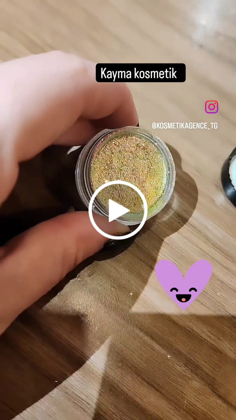 Customer video review of Chameleon Eyeshadow Flakes - Tutti Frutti