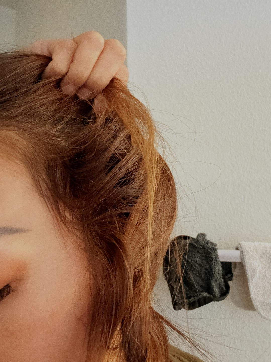 Customer photo review of Tea Tree Mint Essential Oil Shampoo Bar