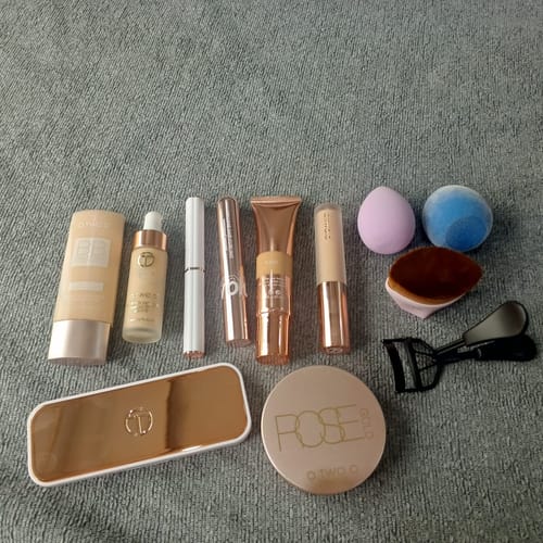 Customer photo review of O.TWO.O BEAUTY SKIN NUDE EFFECT BB CREAM