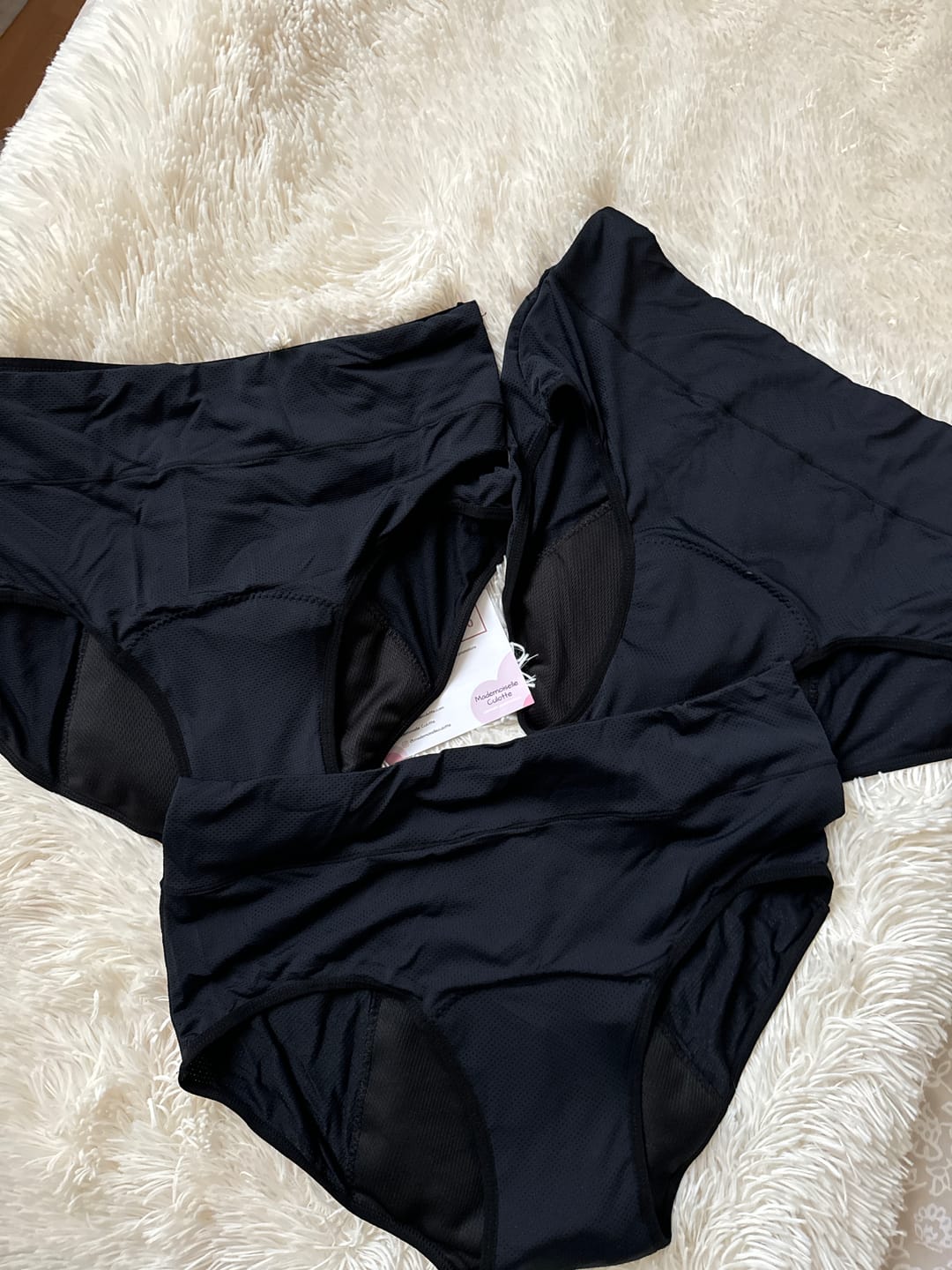 Customer photo review of Culotte Menstruelle Respirante Céleste