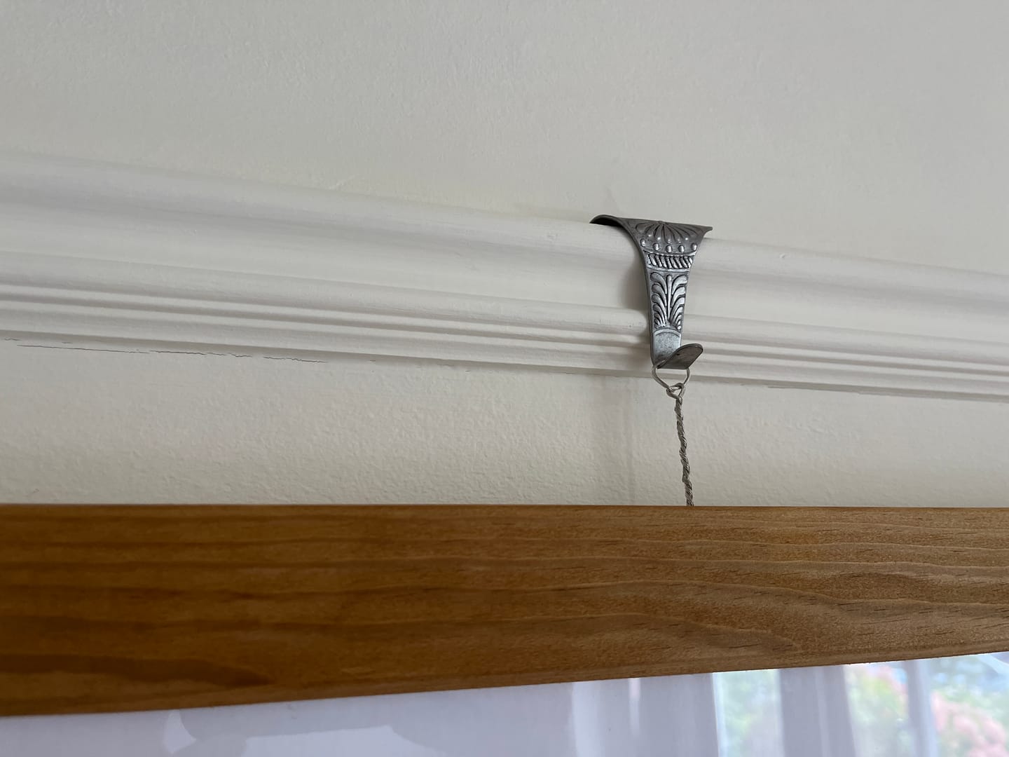 Customer photo review of Victorian Picture Rail Hooks