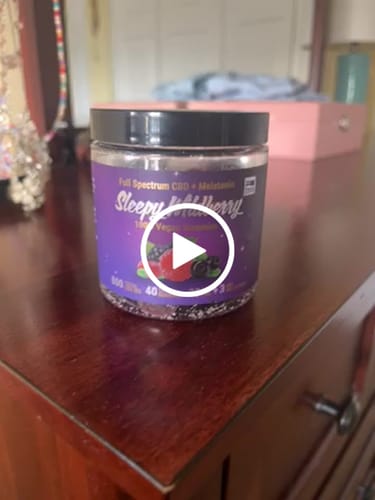 Customer video review of Sleepy WildBerry Gummies 400Mg/800Mg