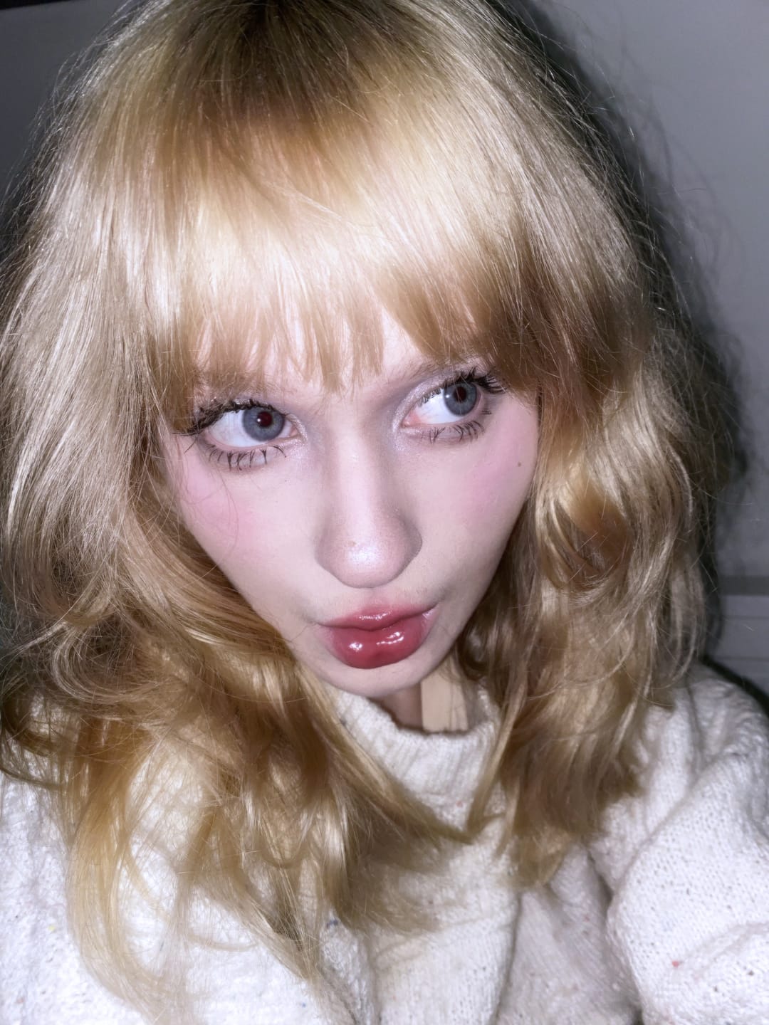Customer photo review of Hinata Fresh Gray Prescription Colored Contact Lenses