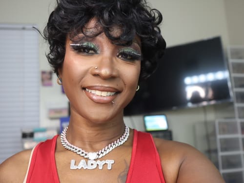 Customer photo review of Unique Baguette Chains