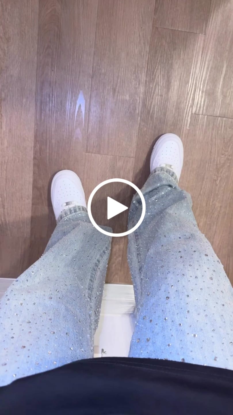 Customer video review of Aelfric Eden Rhinestone Baggy Jeans