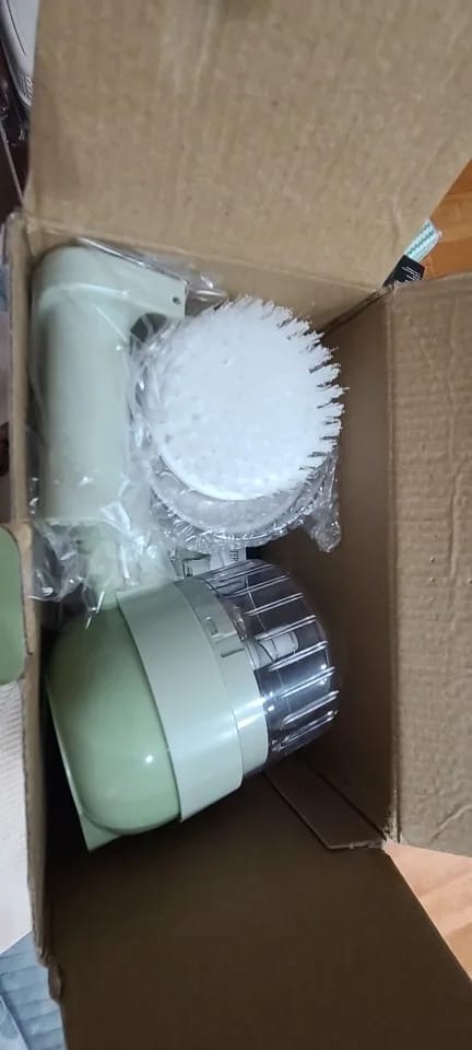 Customer photo review of Mini picador eléctrico y rebanador 4 en 1