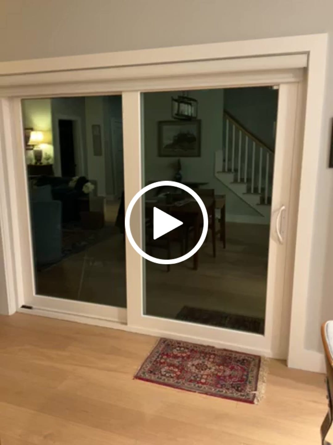 Customer video review of SmartWings Motorized Roller Shades 100% Blackout Vigor