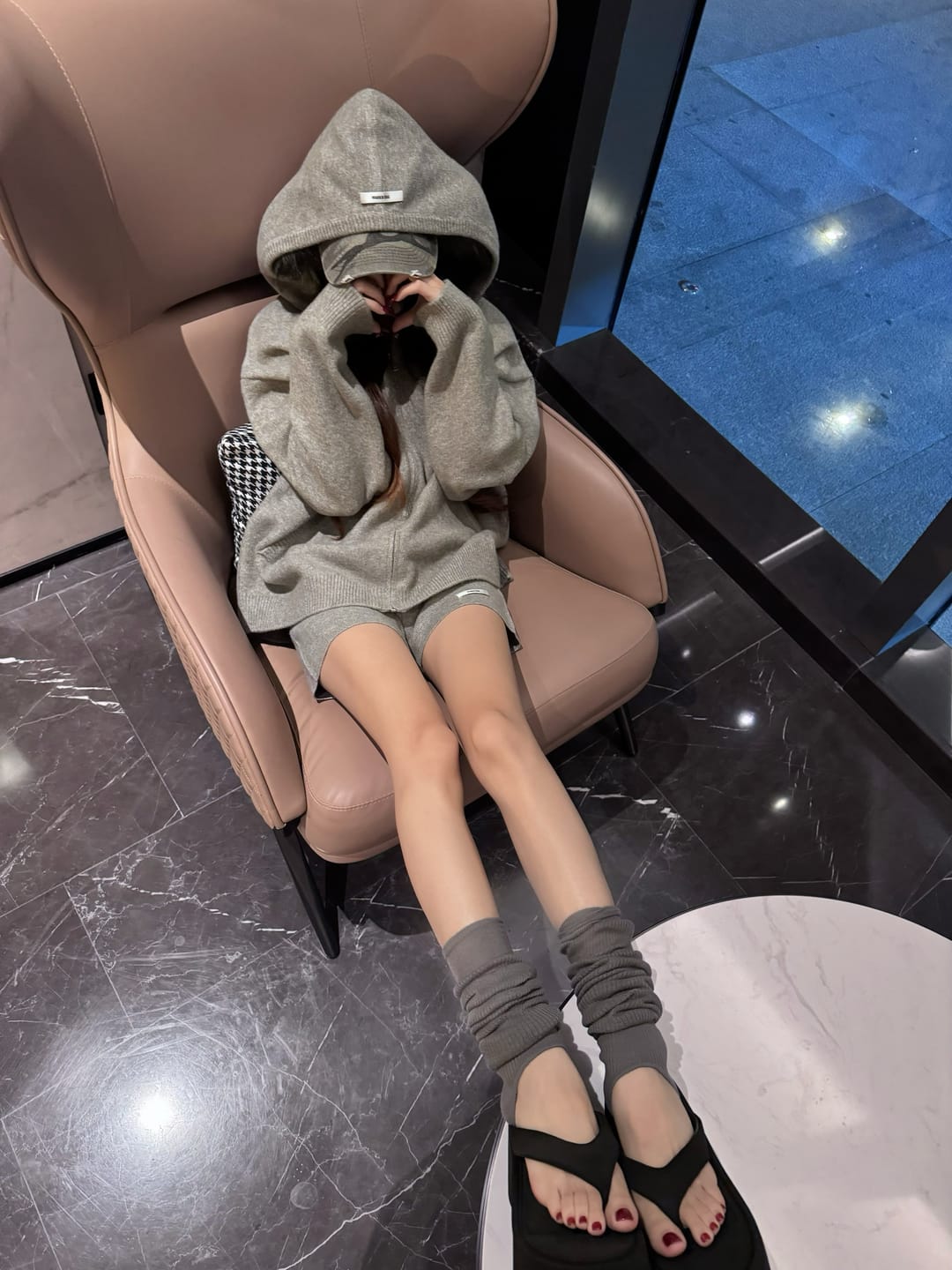 Customer photo review of WARDEN EDGE Oversized Hoodie & Shorts Set - Streetwear-Inspired Design