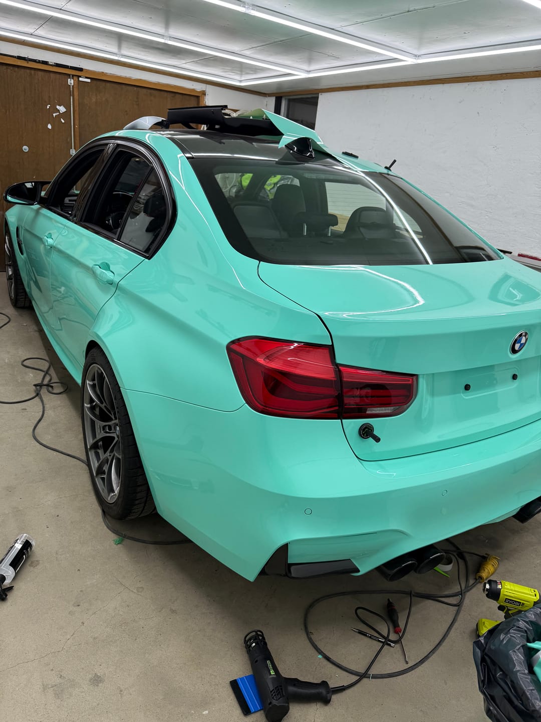 Customer photo review of High Glossy Tiffany Vinyl Wrap