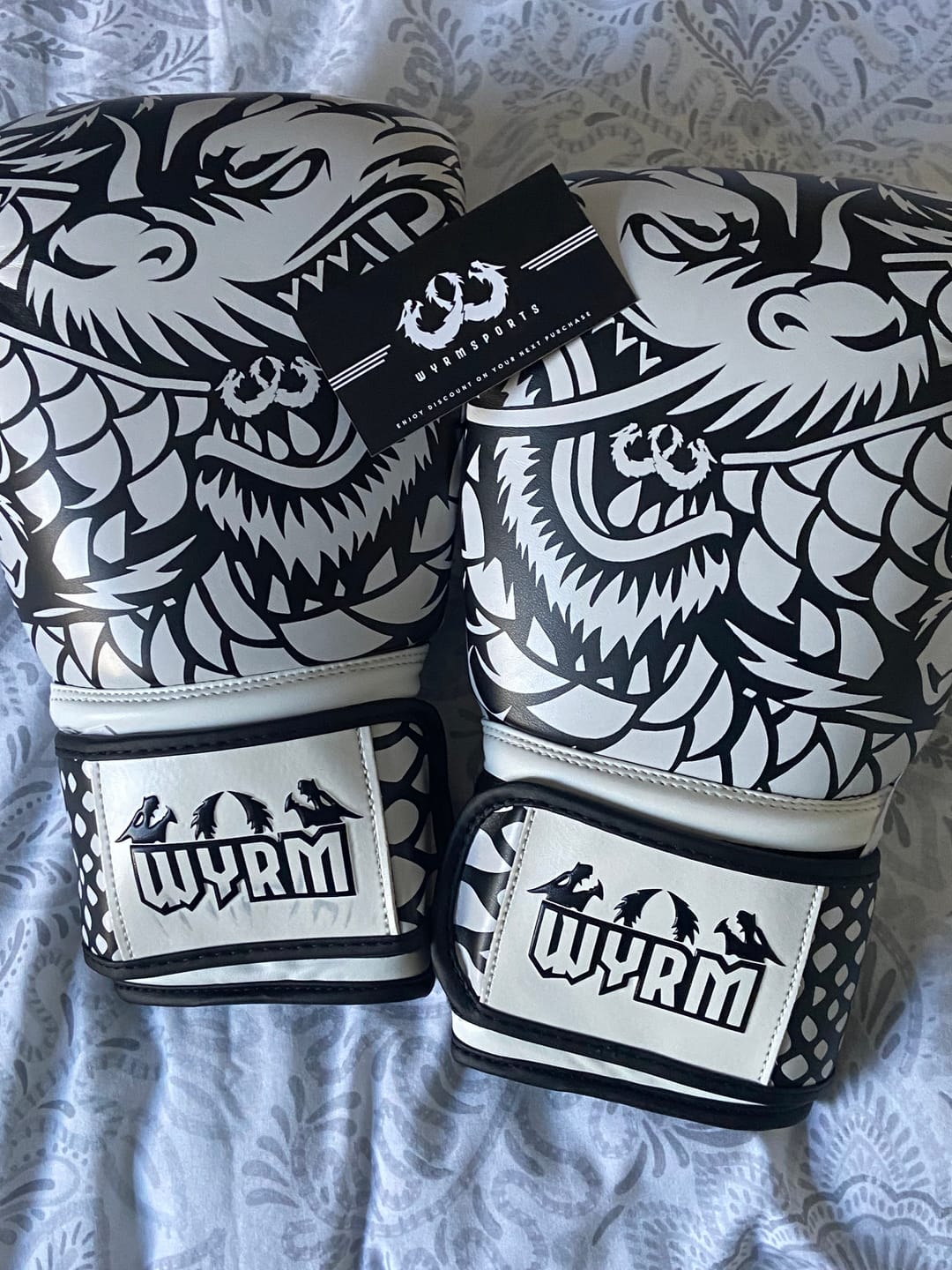 Customer photo review of Dragon White/Black Leather Boxing Gloves