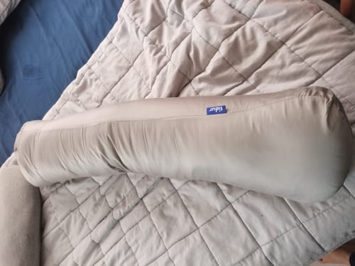 Customer photo review of Tidur Weighted Bolster