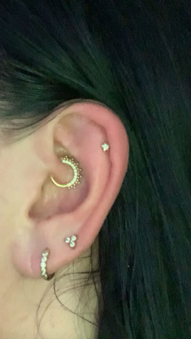 Customer photo review of Klara Ohrringe | 18K vergoldet