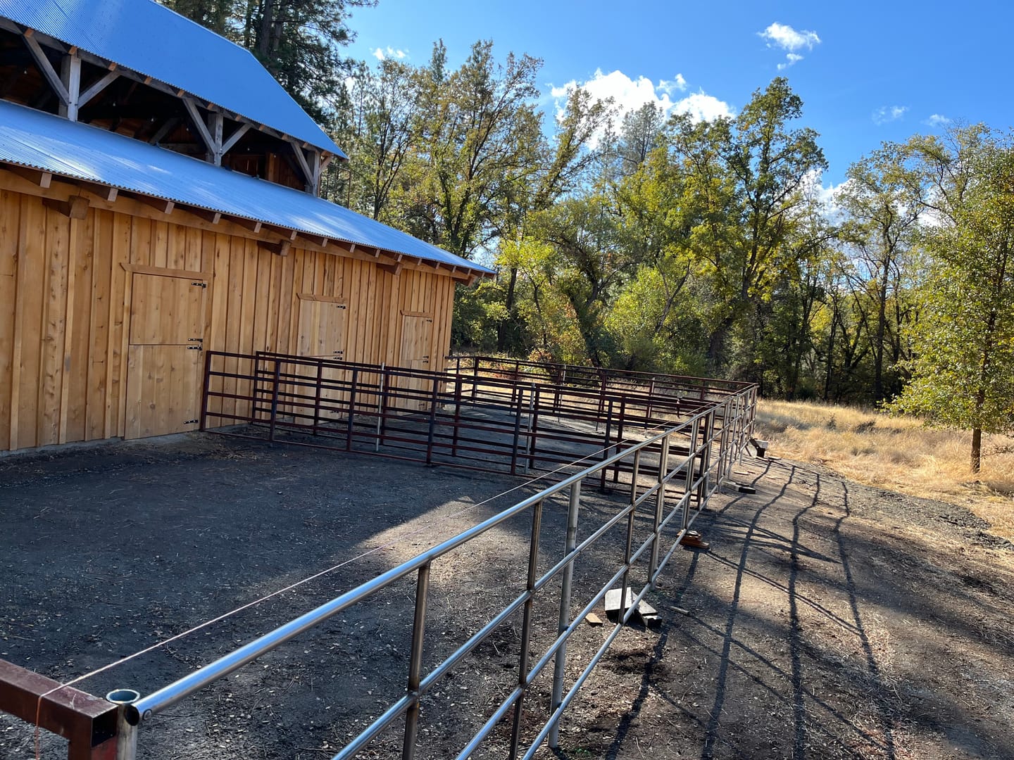 Customer photo review of 20Ft Continuous Fence Panel 14-Gauge Steel 1-1/4" (4 Rail)