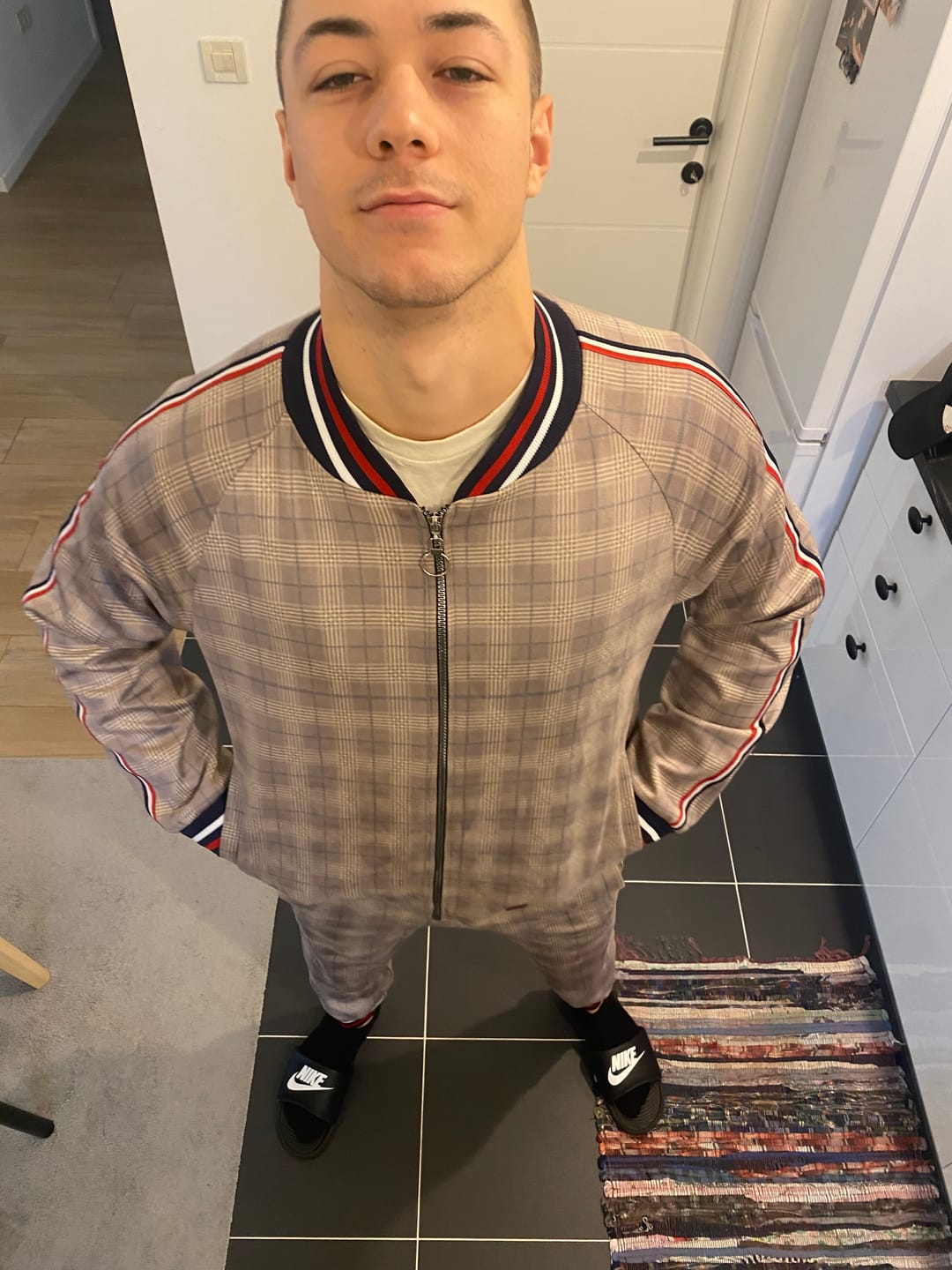 Customer photo review of TheMrTailor™ Gentlemen Tracksuit
