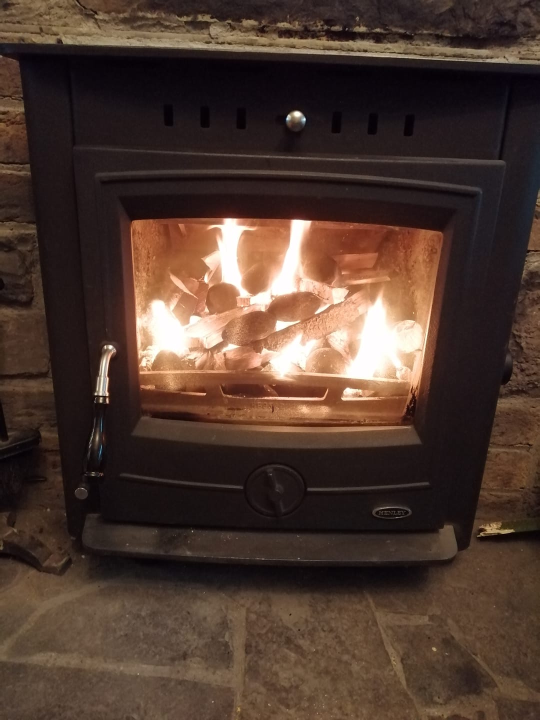 Customer photo review of Glo Therm Smokeless Coal (1 Tonne) 50 x 20kg Bags