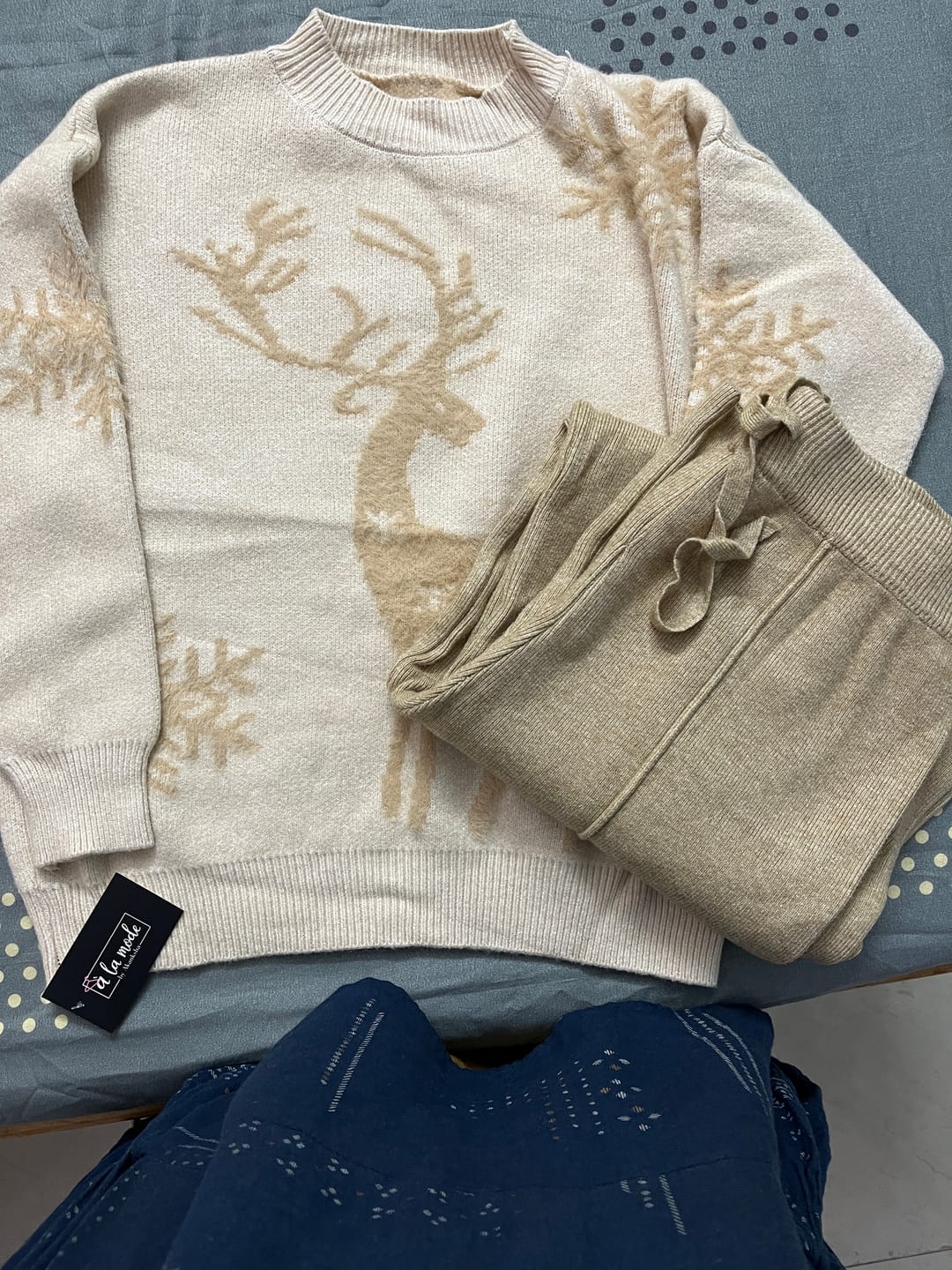 Customer photo review of Siruki Woolen Coord Set