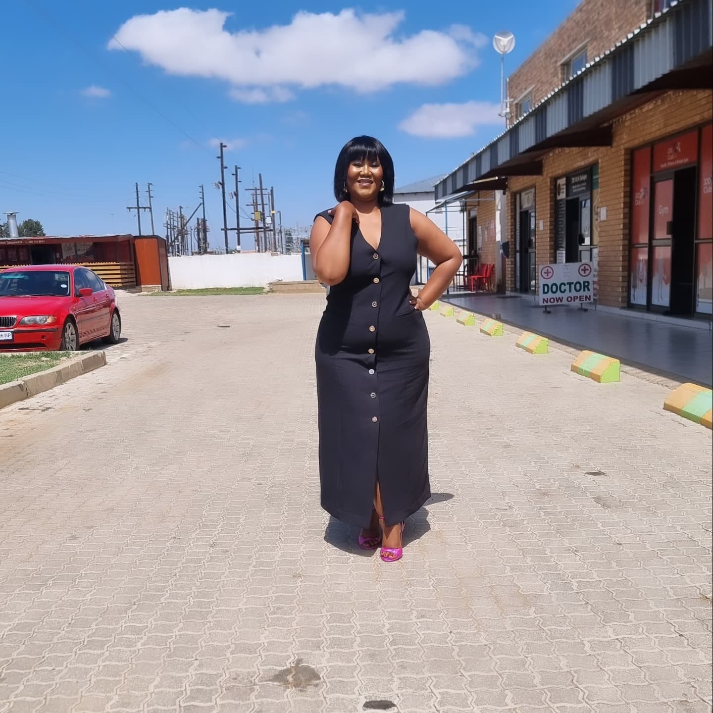 Customer photo review of NALEDI - Brazilian Fringe Bob