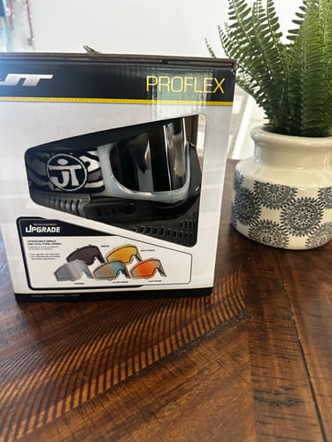 Customer photo review of JT ProFlex SE - ICE Series Clear w/ Chrome Lens