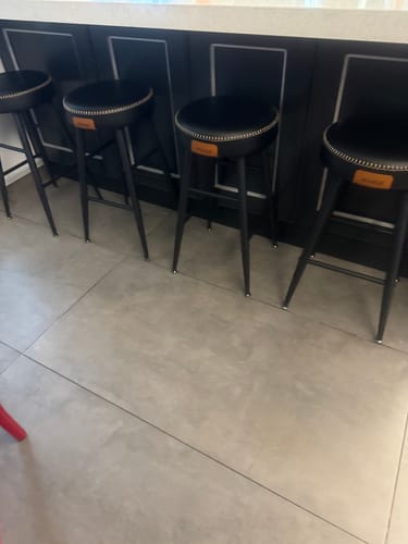 Customer photo review of Σκαμπό για Πάσο Κουζίνας σετ 4 τεμ Ημίσκαμπο 63εκ Μπαρ EKHO Δερματίνη Ρετρό Στυλ LB-C280K01