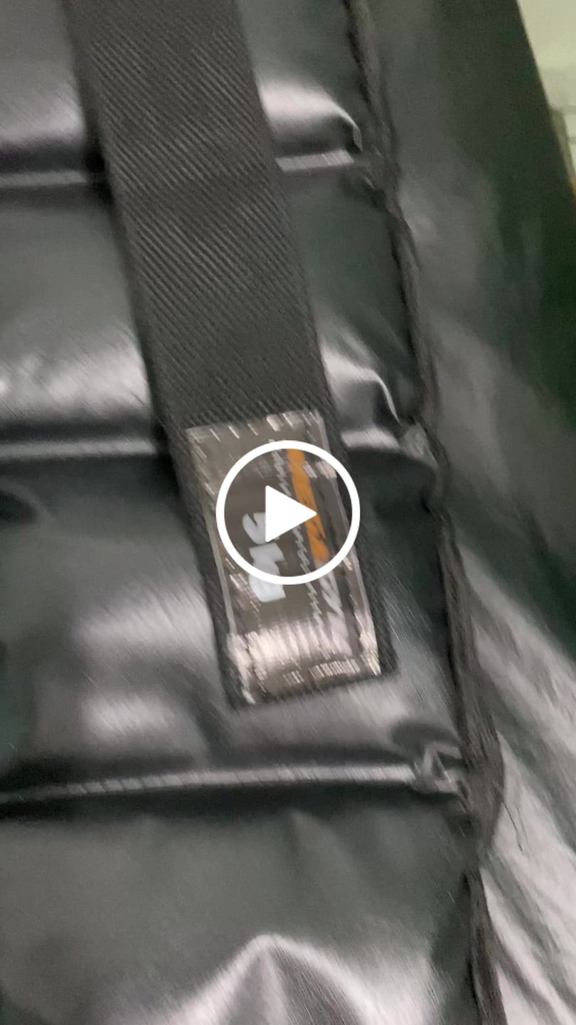 Customer video review of Caneleiras Tornozeleiras De Peso