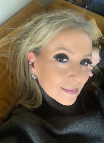 Customer photo review of SET "SORRISO SFUGGENTE"