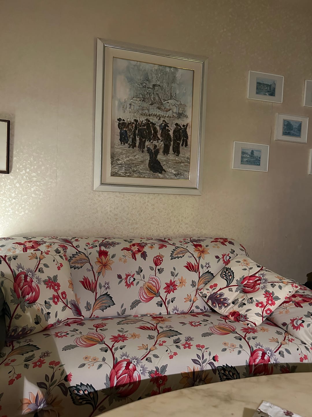 Customer photo review of Rote Blume - Sofabezüge für klassische und Ecksofas - Das Haus der Überzüge
