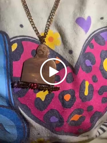 Customer video review of Custom Photo Engraved Pendant Necklace