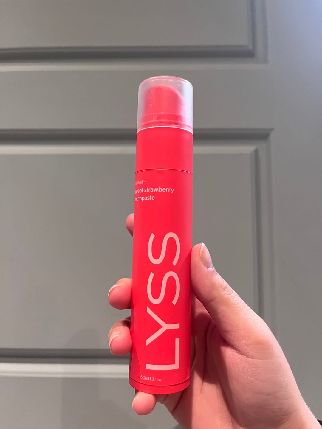 Customer photo review of Jahodová zubní pasta LYSS