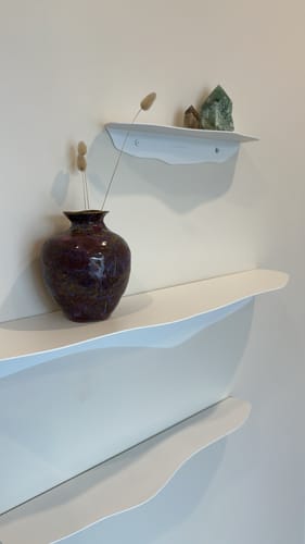 Customer photo review of FOLD Wavy Shelf 550