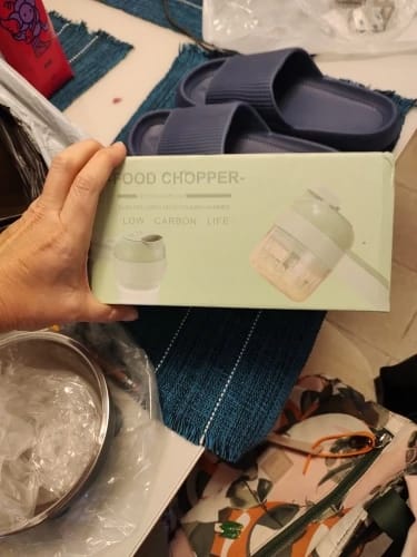 Customer photo review of Mini picador eléctrico y rebanador 4 en 1