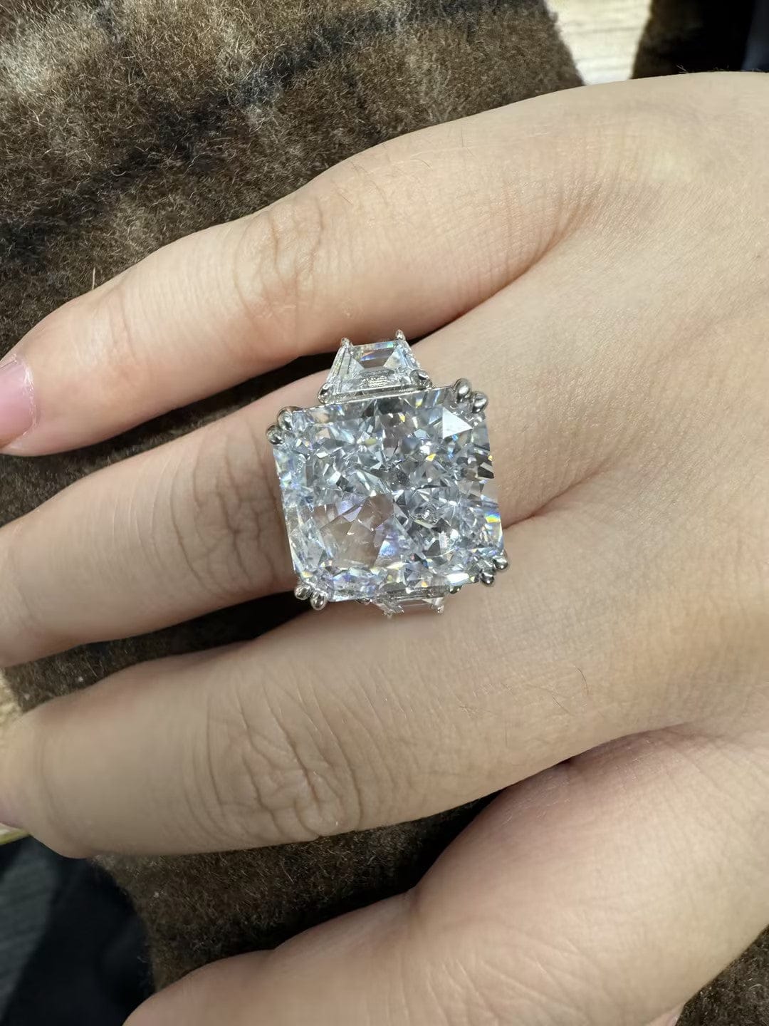 Customer photo review of S925 6.5/12.0 Ct Radiant Cut Crushed Ice Simulated Diamond Three-Stone Engagement Travel Ring
