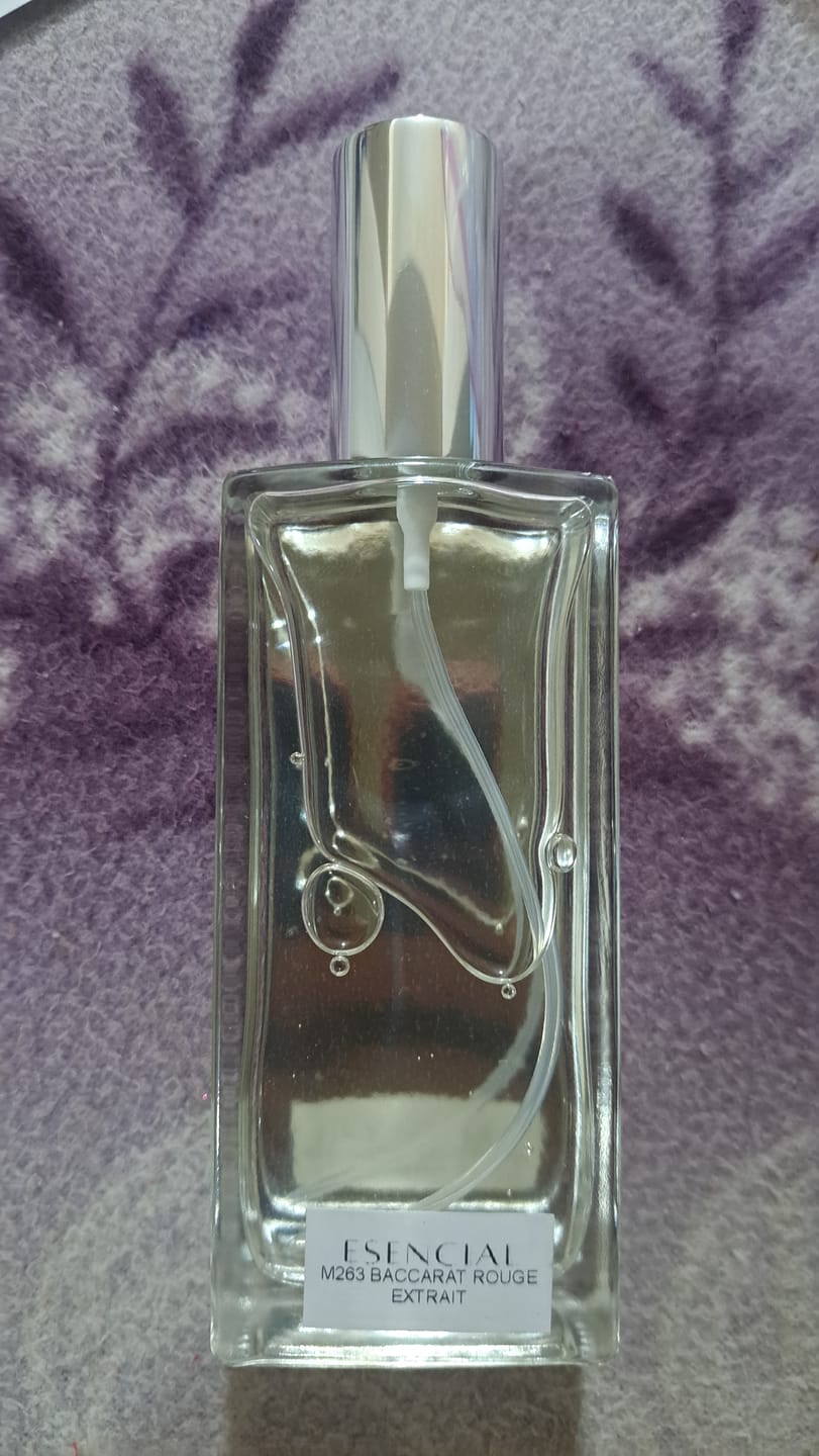 Customer photo review of M263 Inspirado en: Baccarat Rouge 540 Extrait de Parfum - Maison Francis Kurkdjian