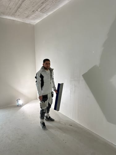 Customer photo review of KPSA - CREMORNE hoodie