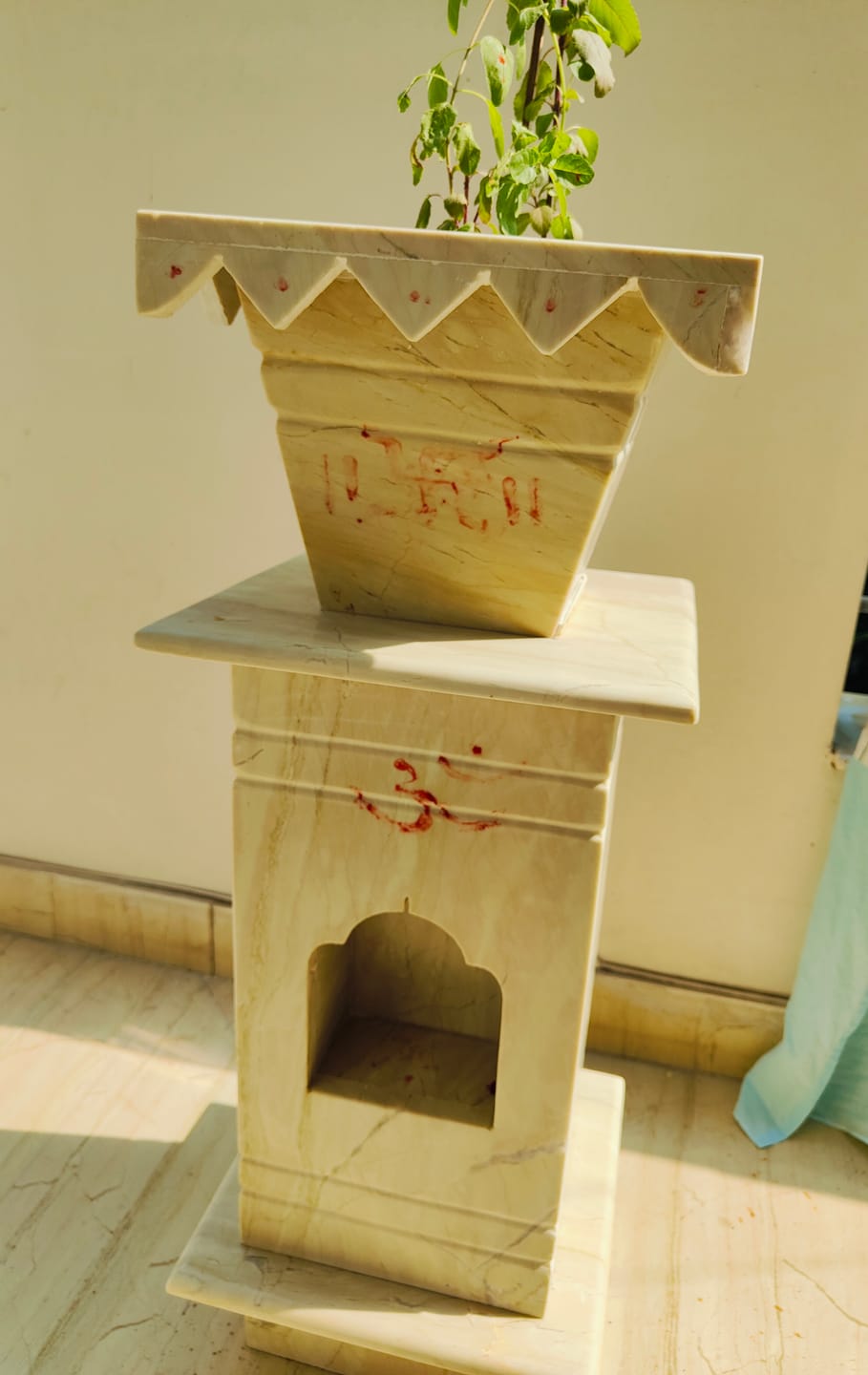 Customer photo review of Marble Tulsi Pot, Green Katni Marble - Handicraft Bazaar