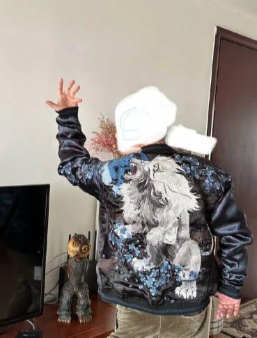Customer photo review of 真夜中の桜 Midnight Sakura Guardian Sukajan Souvenir Jacket
