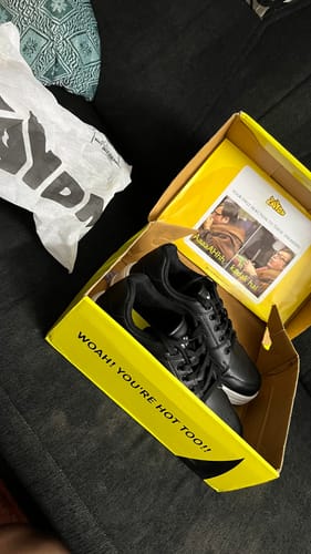 Customer photo review of ZEUS Midnight Black