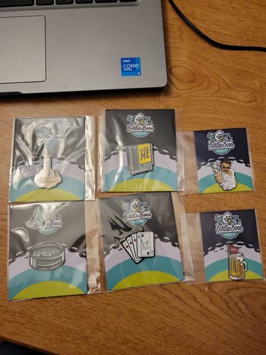 Customer photo review of Middle Finger - Ball Marker