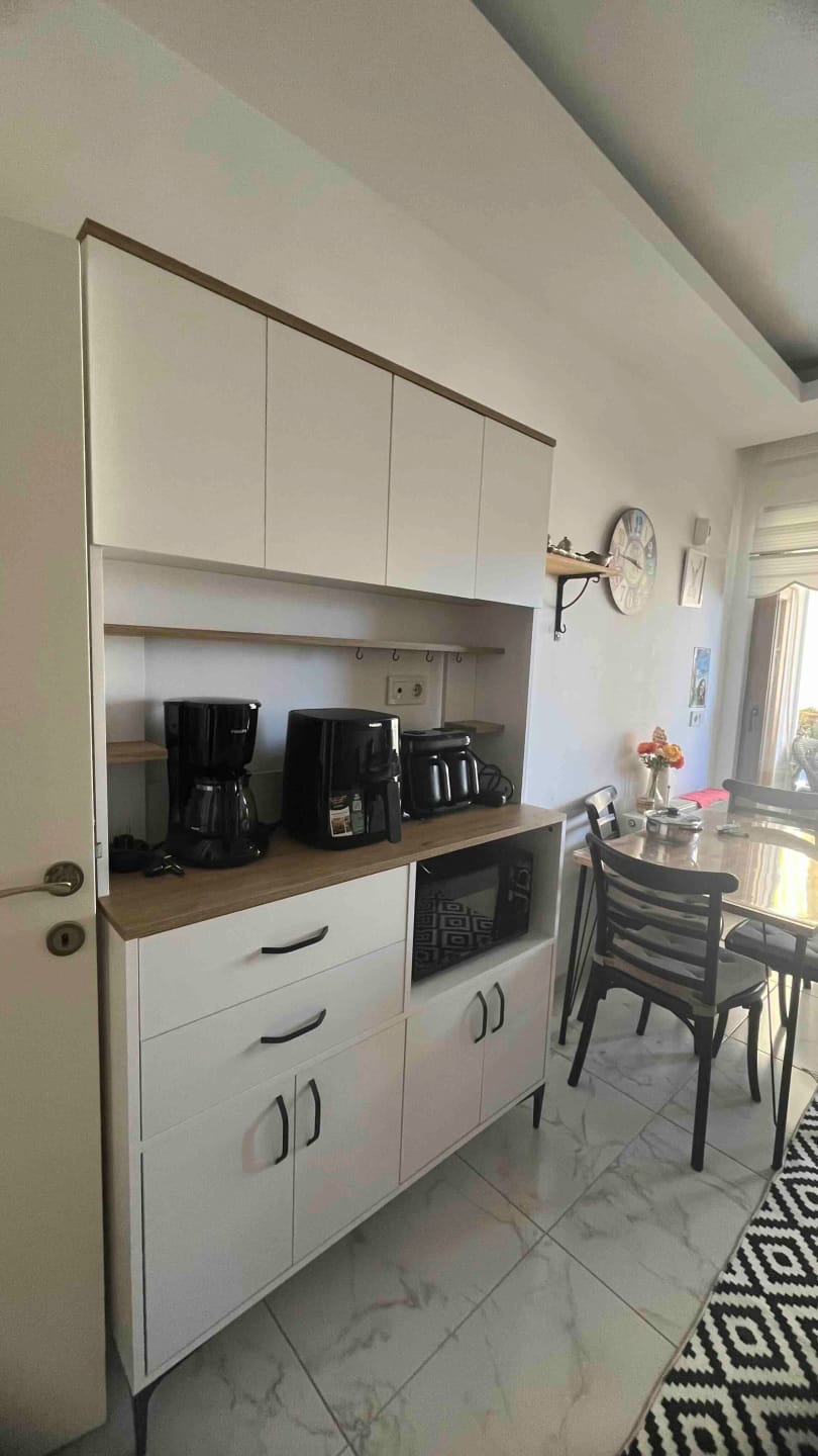 Customer photo review of Rani JE179 Çok Amaçlı Dolap 8 Kapaklı 2 Çekmeceli Kiler Mutfak Dolabı Beyaz - Sepet Ceviz