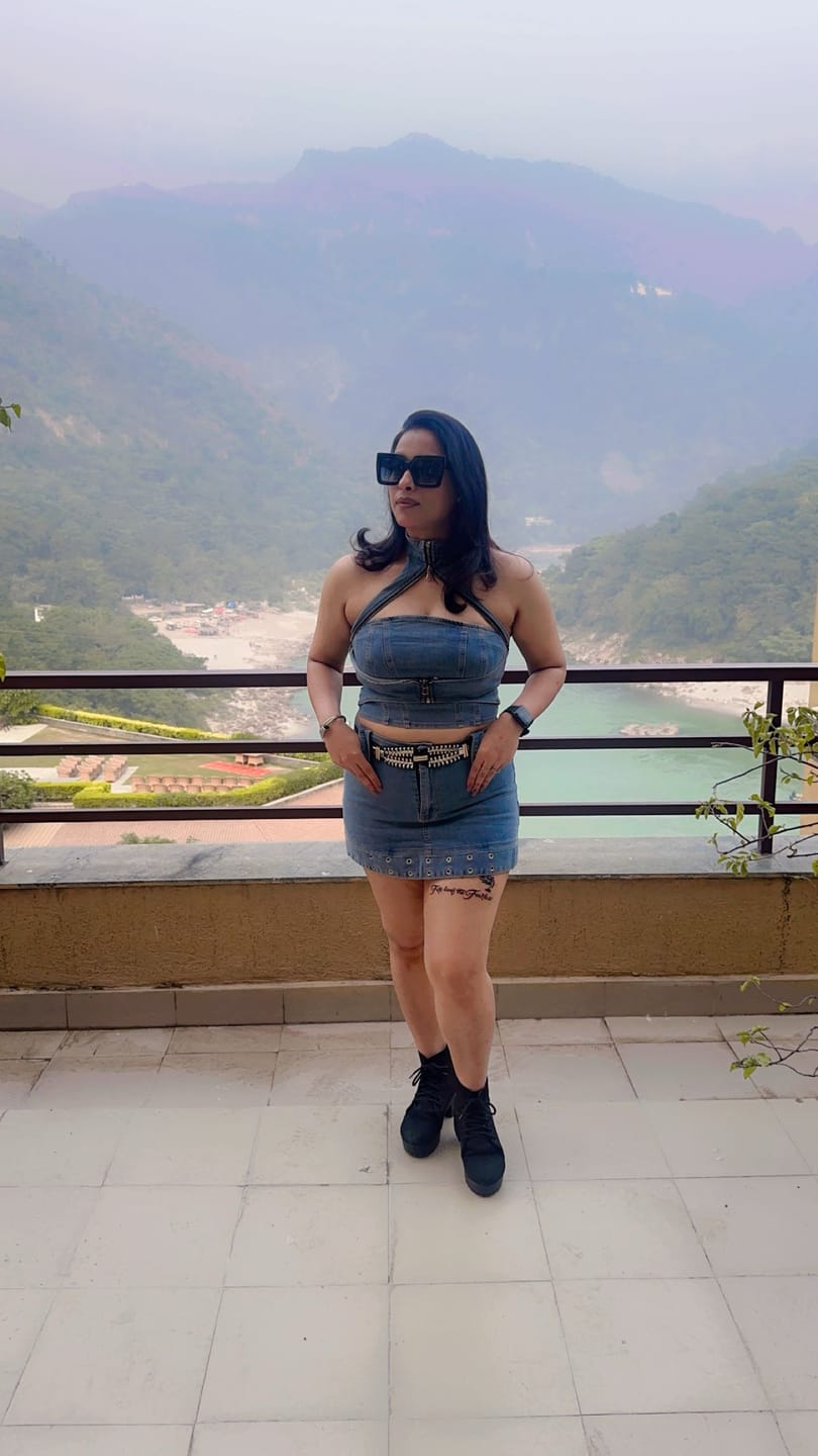 Customer photo review of Alexus Coord Set