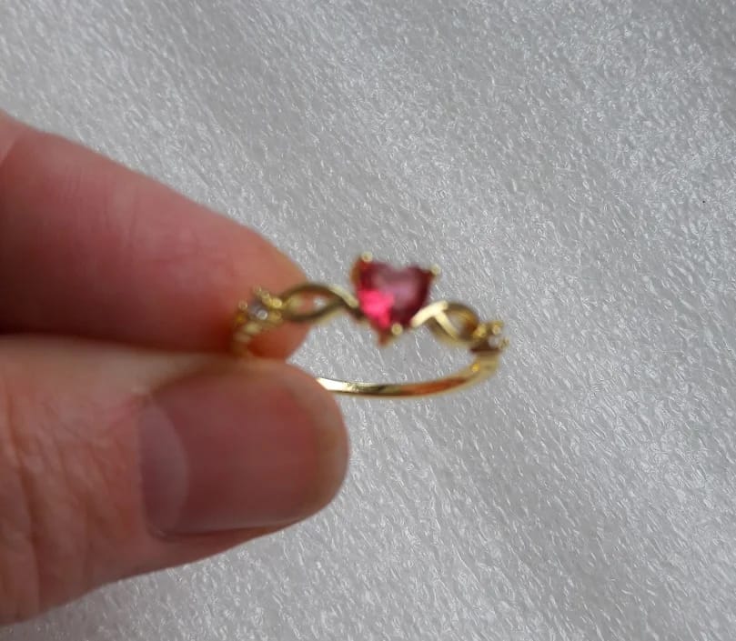 Customer photo review of Brass Heart-Shaped Ring Cubic Zirconia — Pink | KIMLUD