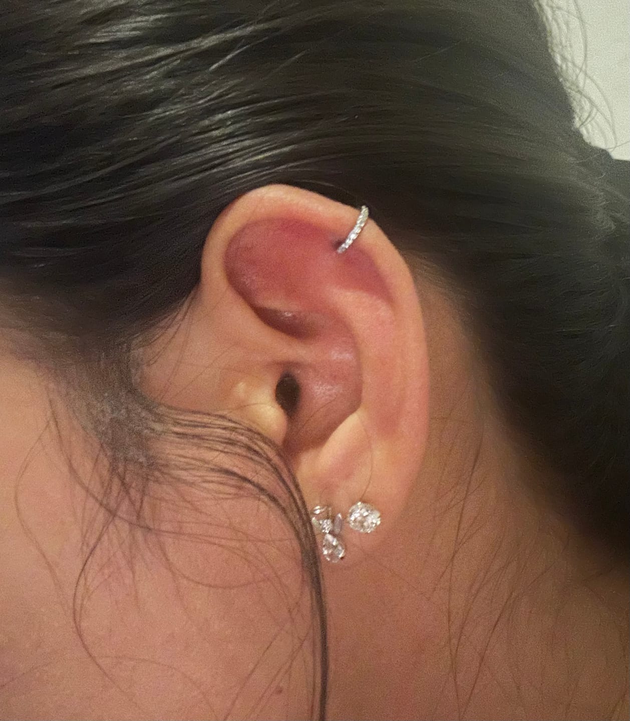 Customer photo review of Piercing Infinity con Zirconias Titanio