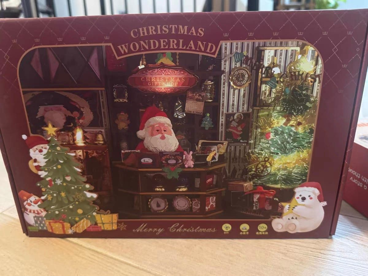 Customer photo review of rokrgeek Christmas Wonderland DIY Miniature House