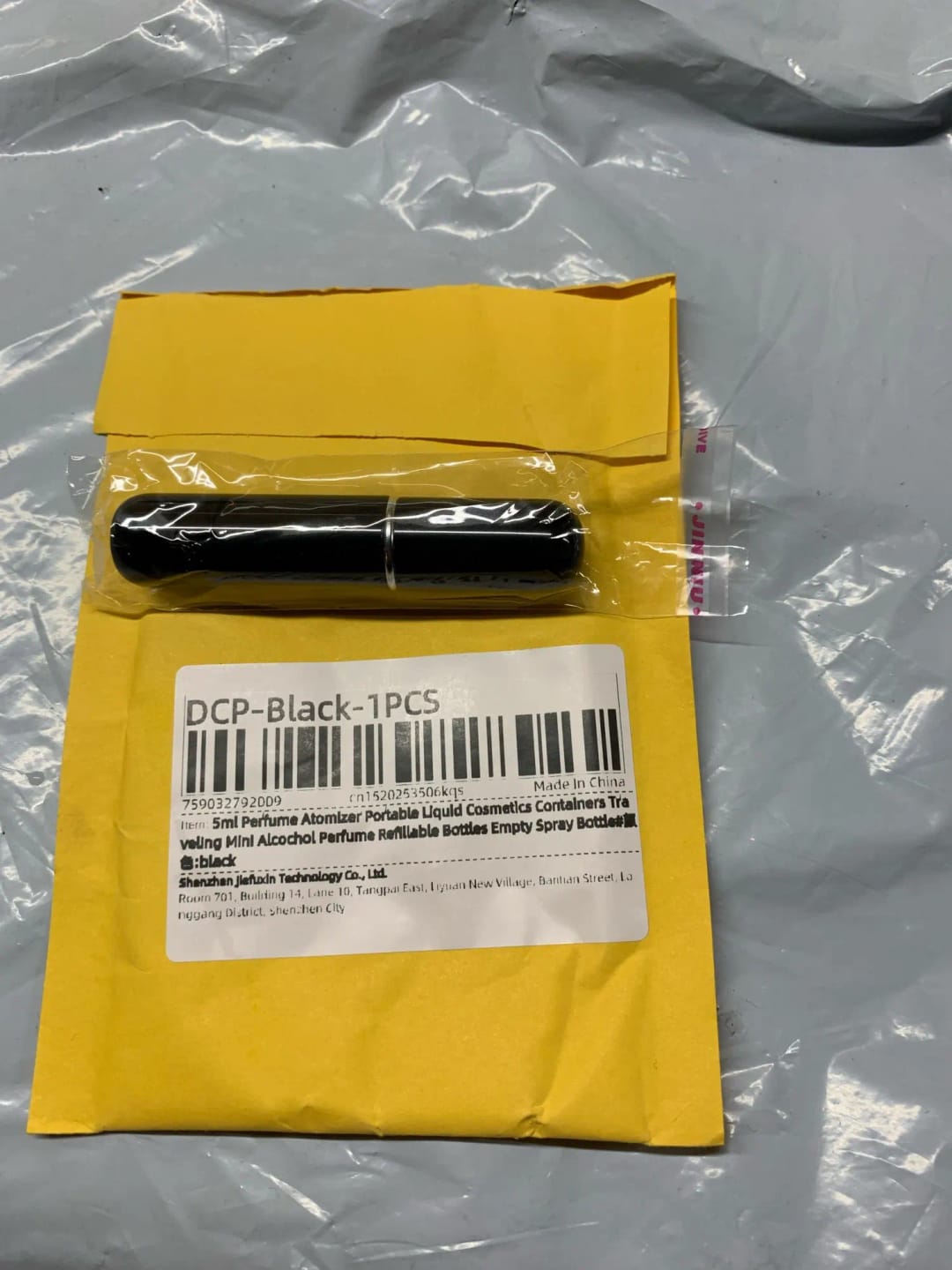 Customer photo review of Enamel-Coated Atomizer 5ml Perfume Bottle Refillable — Black | KIMLUD
