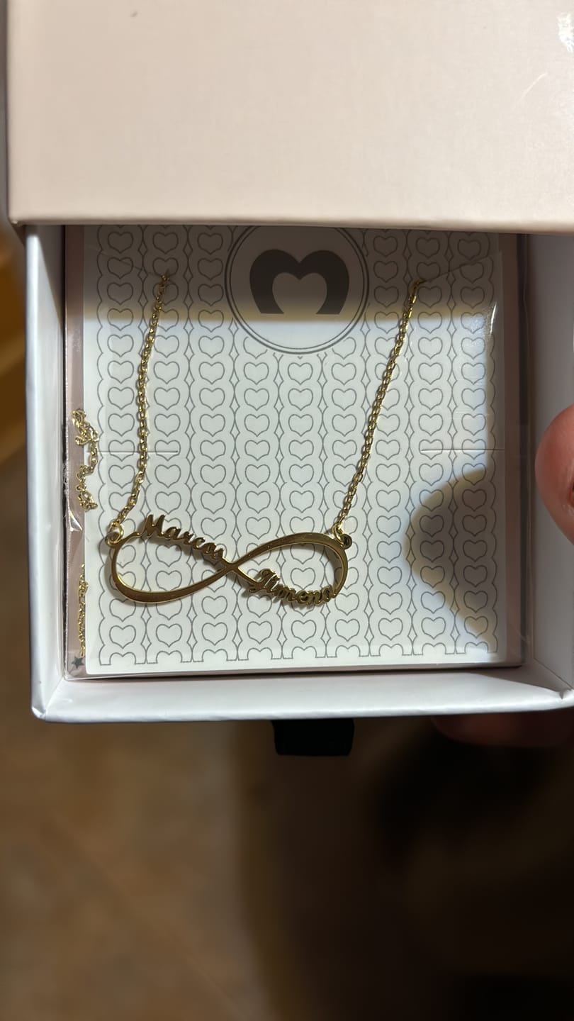 Customer photo review of Collar Infinito ~ Personalizable