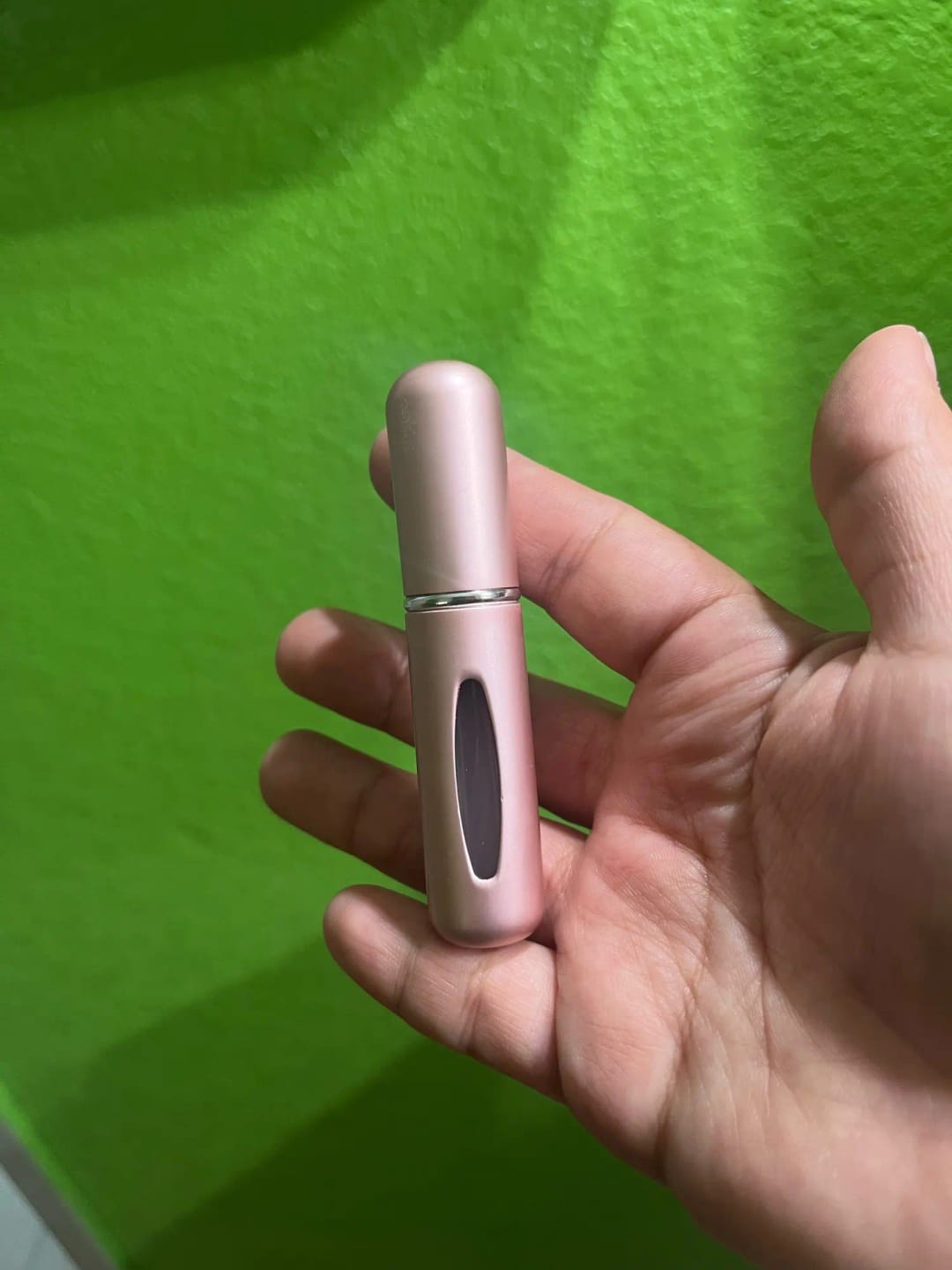 Customer photo review of Enamel-Coated Atomizer 5ml Perfume Bottle Refillable — Black | KIMLUD