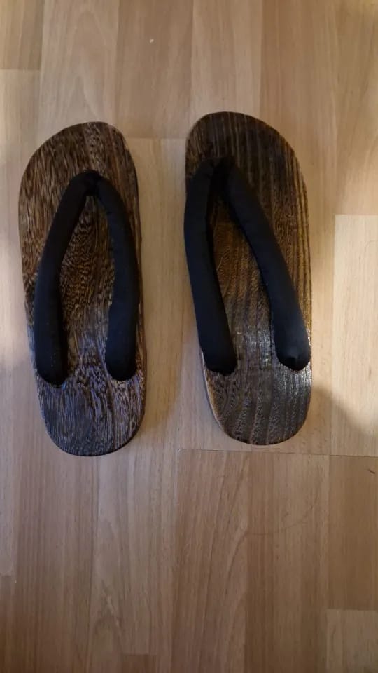 Customer photo review of Japanese Geta Flat Bottom Sandals