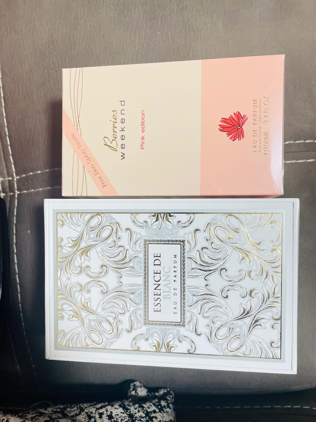 Customer photo review of Essence De Blanc EDP 100ml
