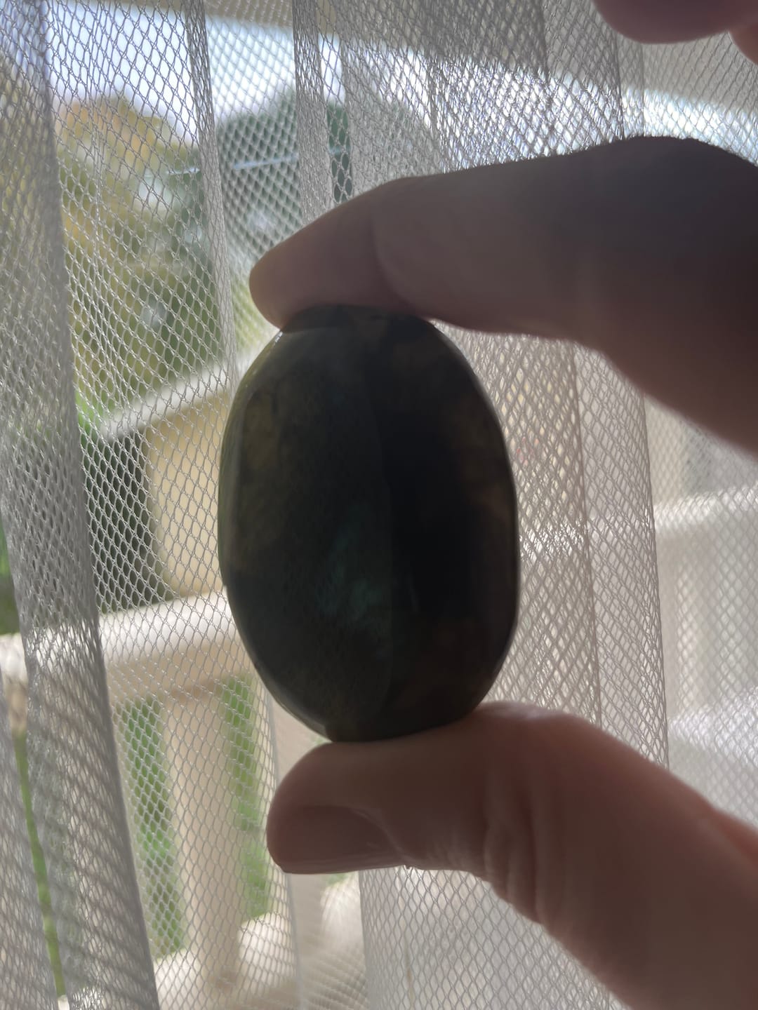 Customer photo review of Galet en Labradorite de Madagascar - Protection