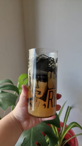 Customer photo review of Green Glass (Taylor's Version) - Juego de 6 Vasos